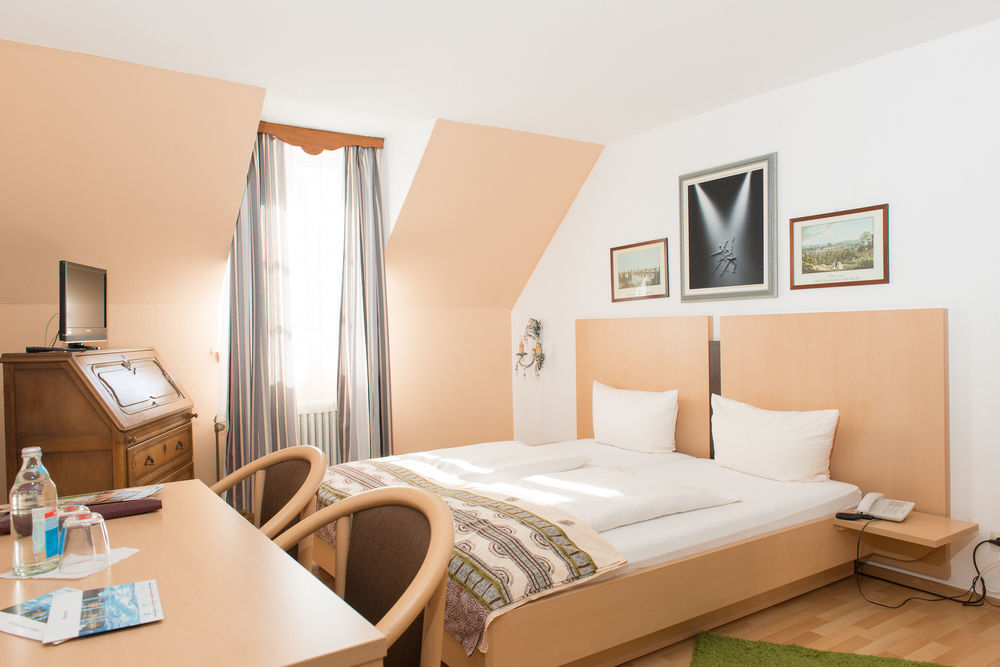 Am Friedrichsbad 3*